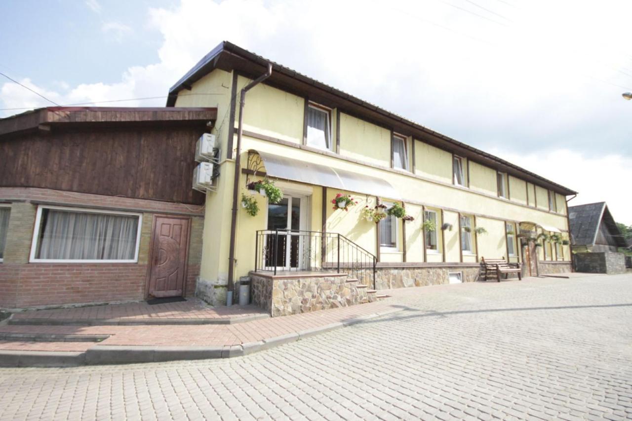 Hotel Гірка Skole Exteriér fotografie